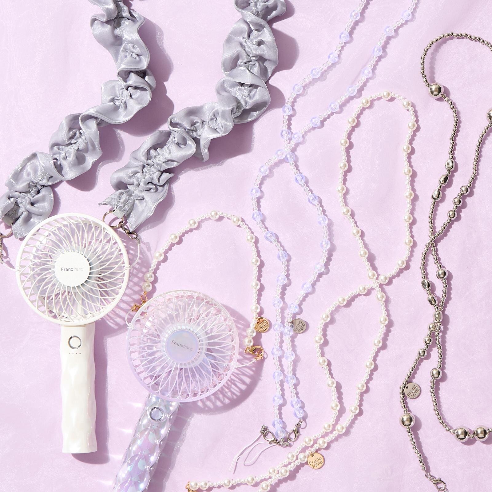 フレ ネックストラップ 各1,500～2,000円