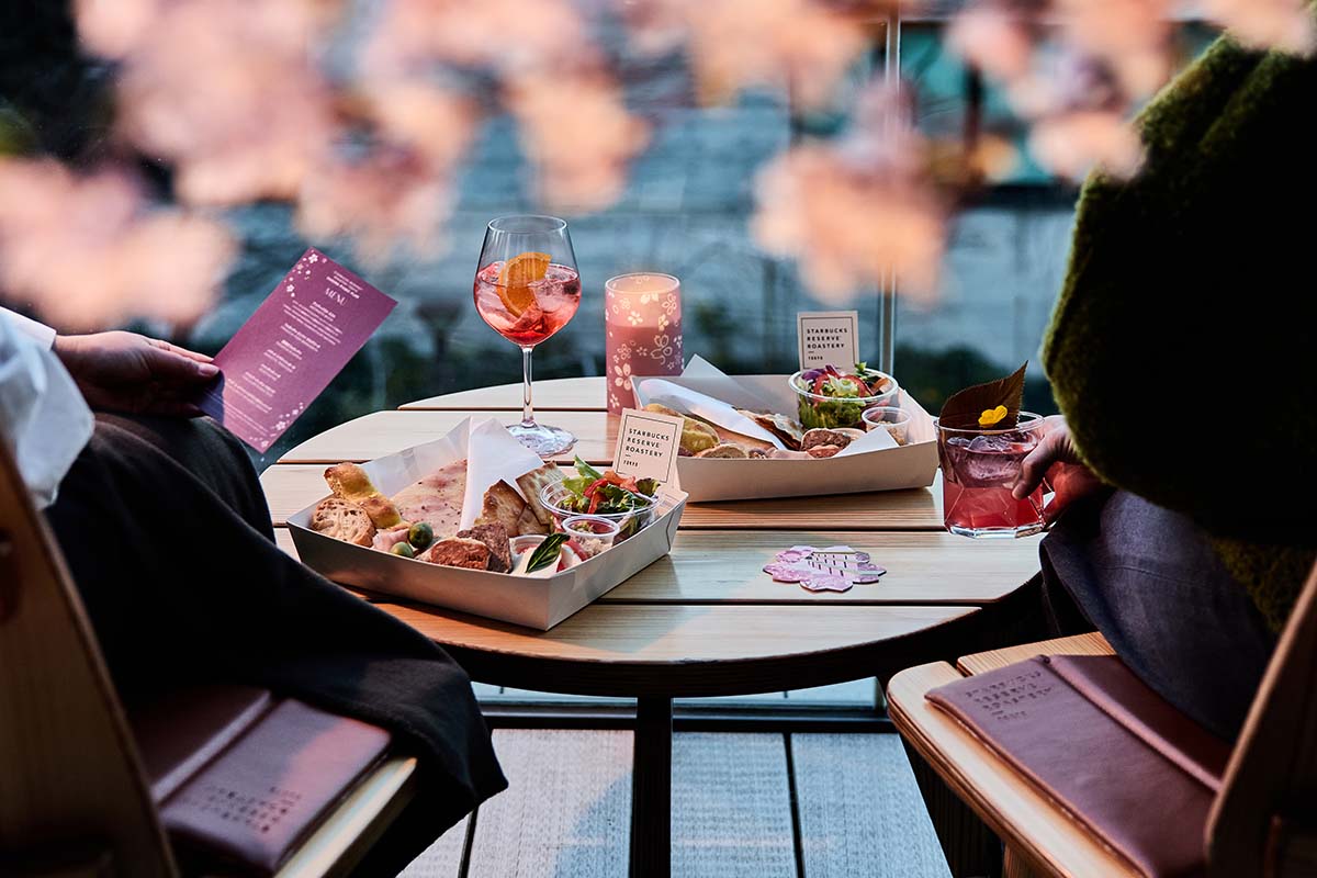 일본 스타벅스 벚꽃 시즌_스타벅스 리저브 도쿄 로스터리 벚꽃 시즌_ROASTERY TOKYO SAKURA Terrace